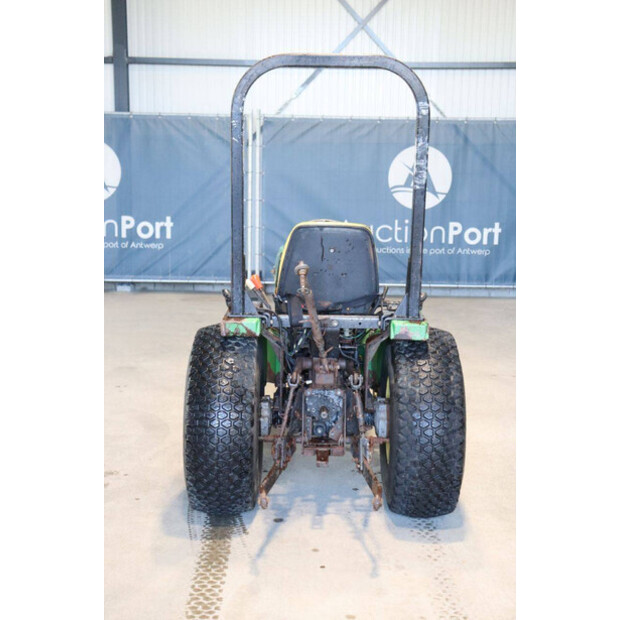 JOHN DEERE 4100-43717888