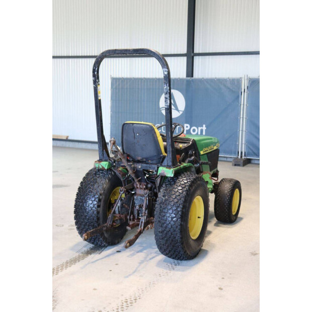 JOHN DEERE 4100-43717889