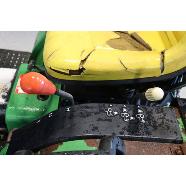 JOHN DEERE 4100-43717908