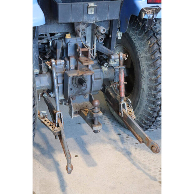 نيو هولاند TC27D-43717956