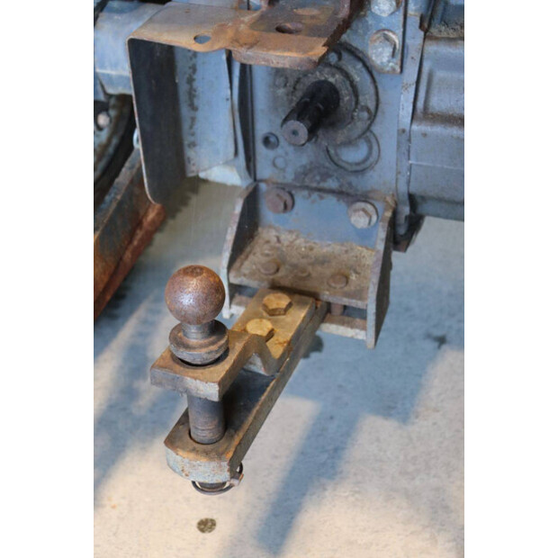 نيو هولاند TC27D-43717959