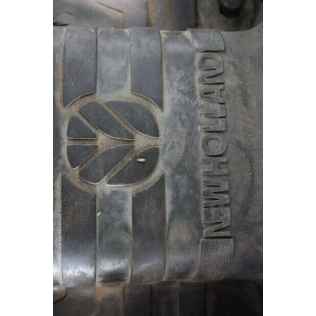 نيو هولاند TC27D-43717968