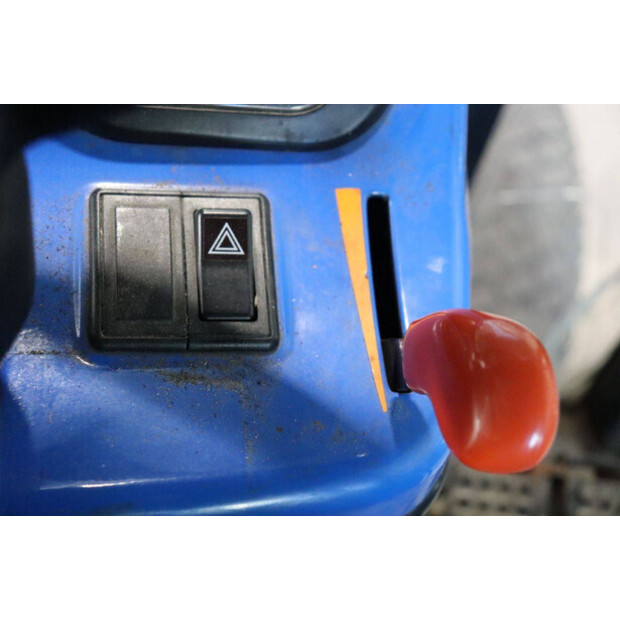 نيو هولاند TC27D-43717970