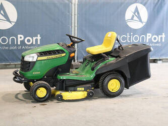 صورة ل جزازات 2018 جون دير X166R