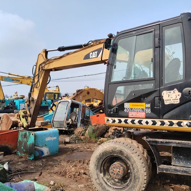 2018 Caterpillar M315D2-43725012