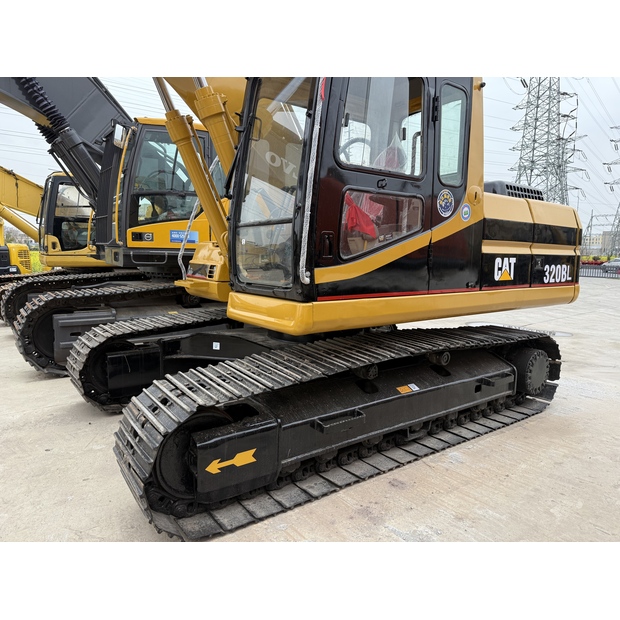 2023 Caterpillar 320BL-43725783