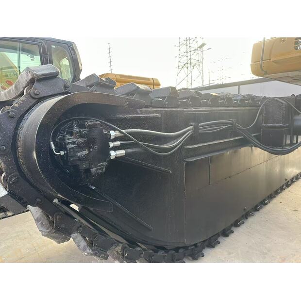 2023 Caterpillar 320C-43732657