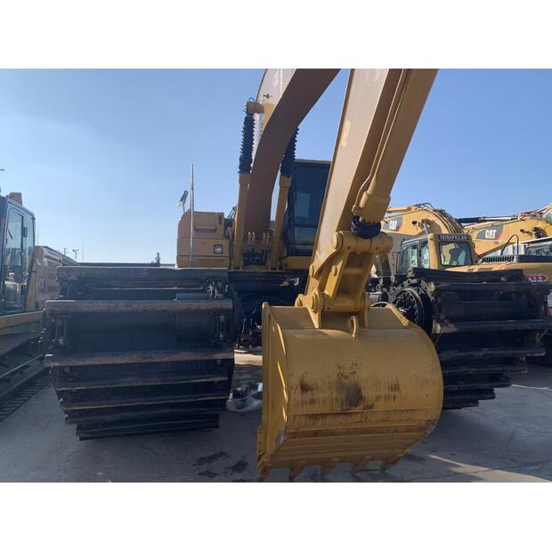 2023 Caterpillar 320C-43732682