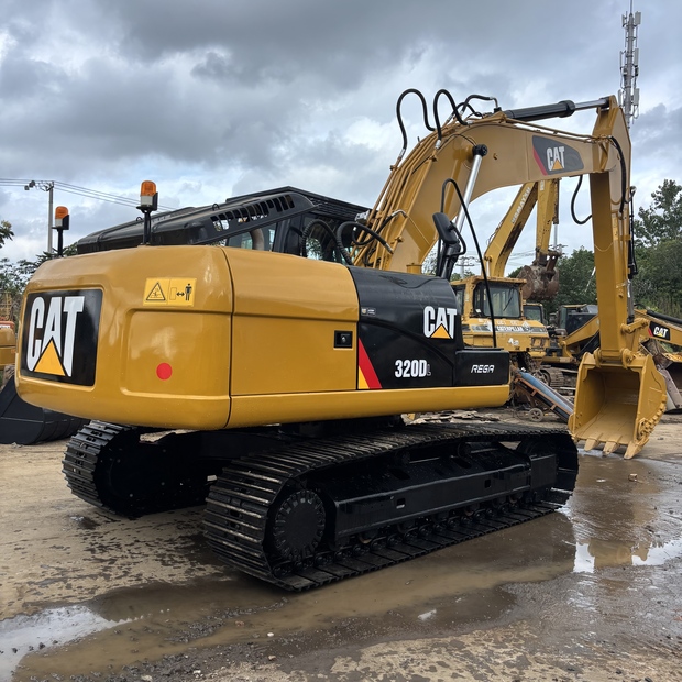 2024 كاتربيلر 320D-43733453