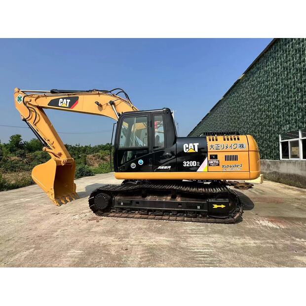 2023 كاتربيلر 320D2-43733457