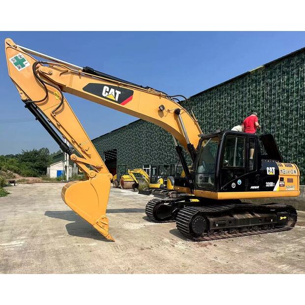 2023 كاتربيلر 320D2-43733458