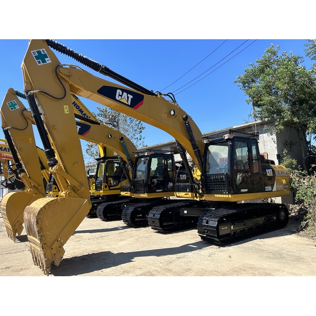 2024 كاتربيلر 320D2L-43733476