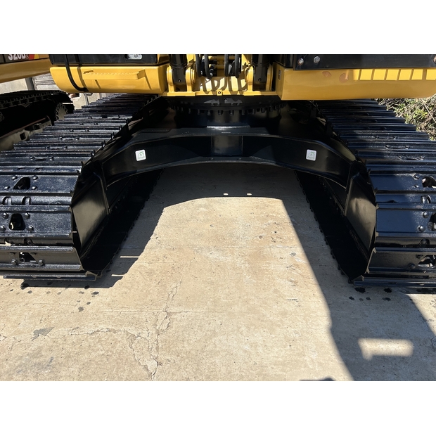 2024 كاتربيلر 320D2L-43733480