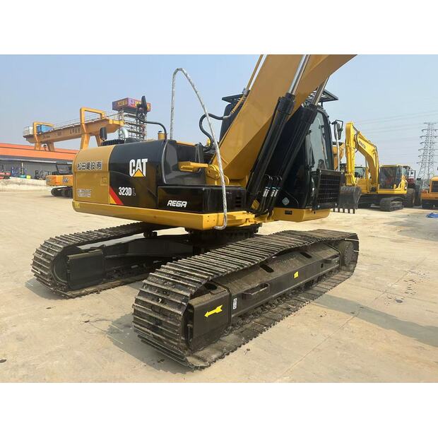 2023 Caterpillar 323DL-43733528