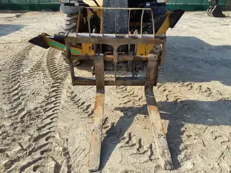 2016-caterpillar-th417c-gc-1380143-43734584