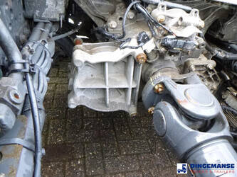 2014-mercedes-benz-actros-1945-1384453-43734852