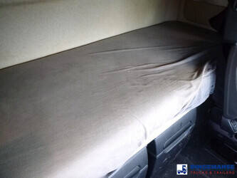 2014-mercedes-benz-actros-1945-1384453-43734858