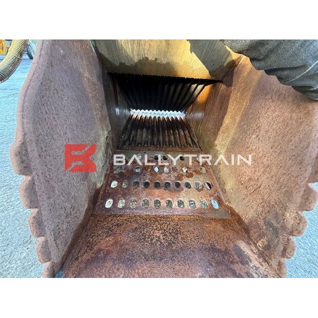 2007 إم بي BF60.1 S4-43744728