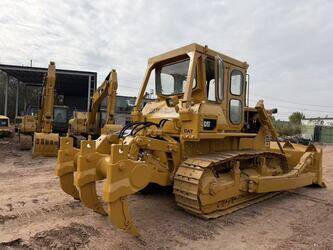 صورة ل جرارات مجنزرة 2014 كاتربيلر D7G