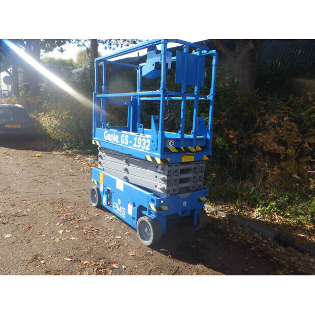 2008 جيني GS-1932-43752101