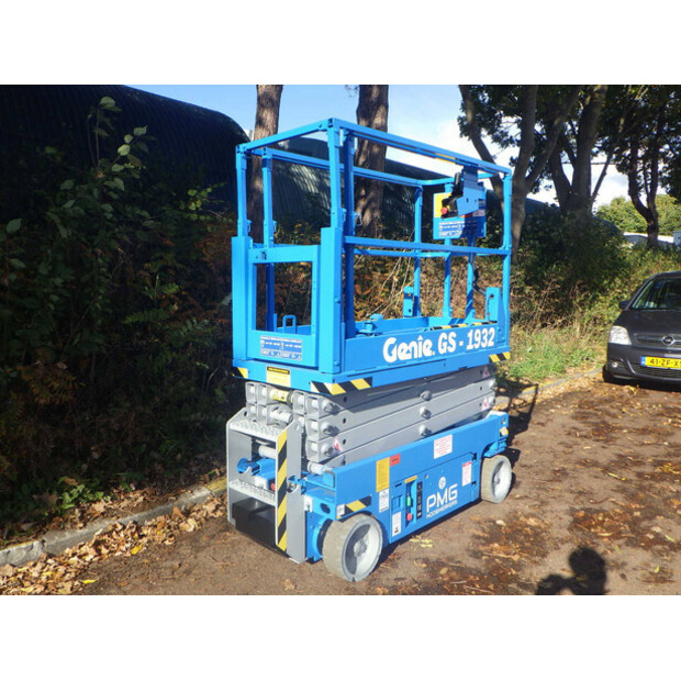 2008 جيني GS-1932-43752102