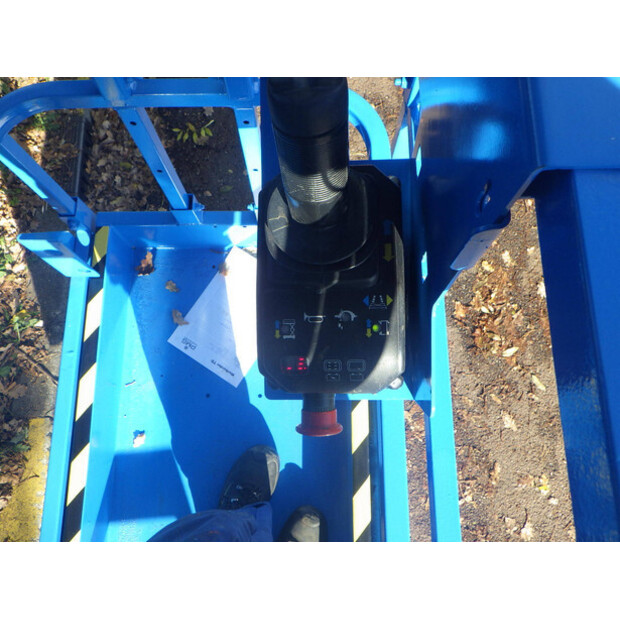 2008 جيني GS-1932-43752103