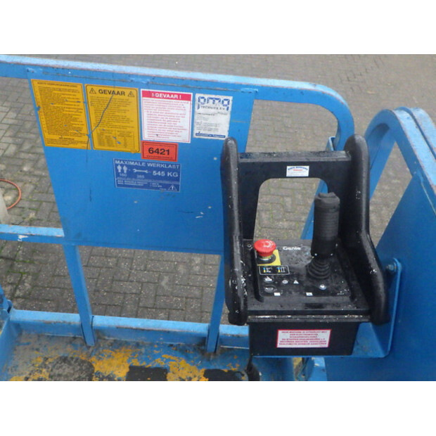 2001 Genie GS-2046-43752143