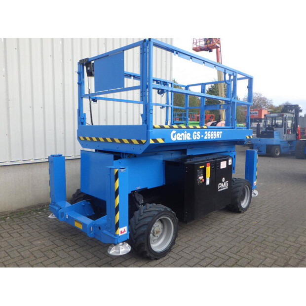 2014 Genie GS-2669RT-43752205