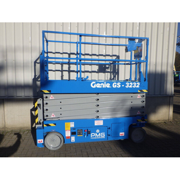 2014 Genie GS-3232-43752234