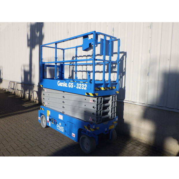 2014 Genie GS-3232-43752235