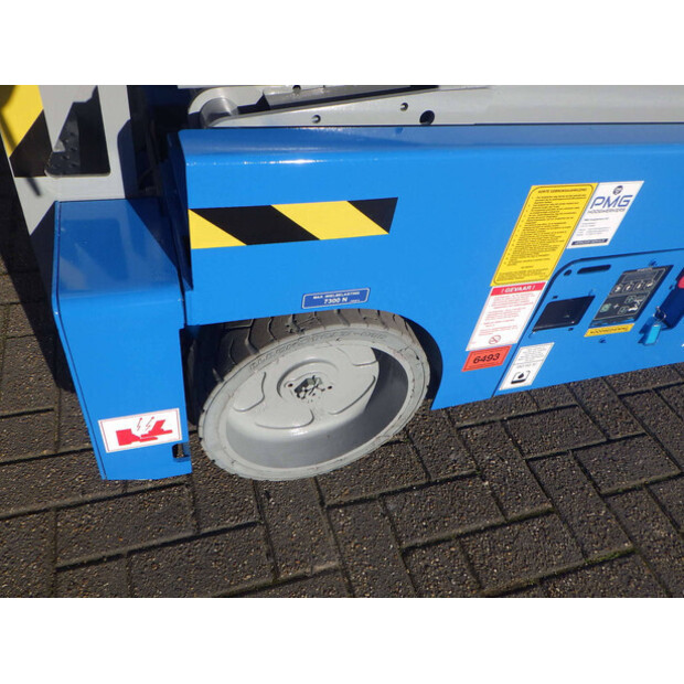 2014 Genie GS-3232-43752239