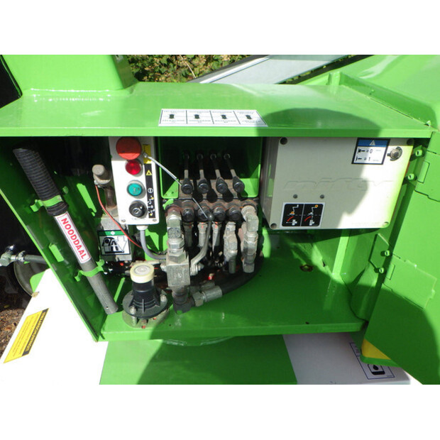 2014 NIFTY HR12D-43752260