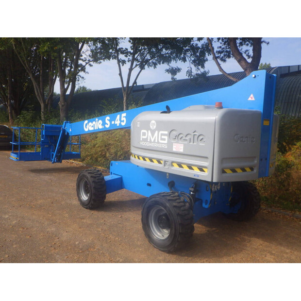 2014 Genie S-45-43752326