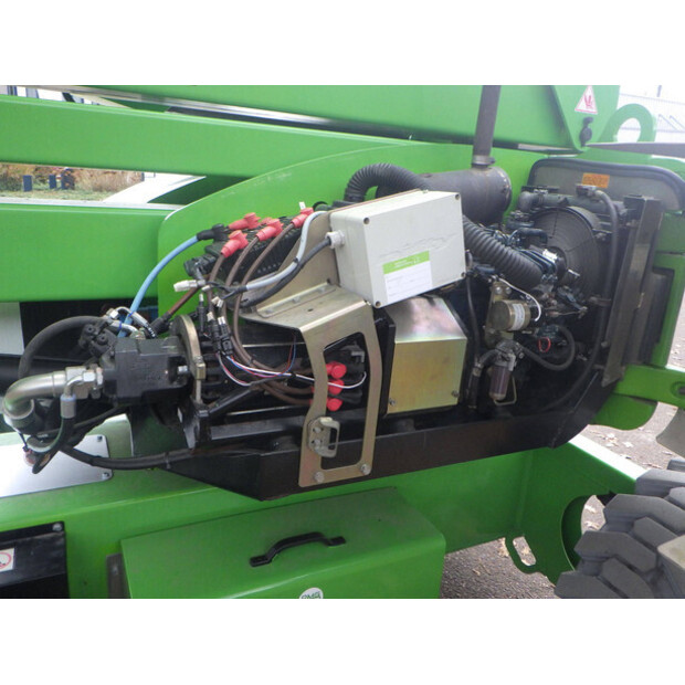 2014 NIFTY HR17HYB-43752370