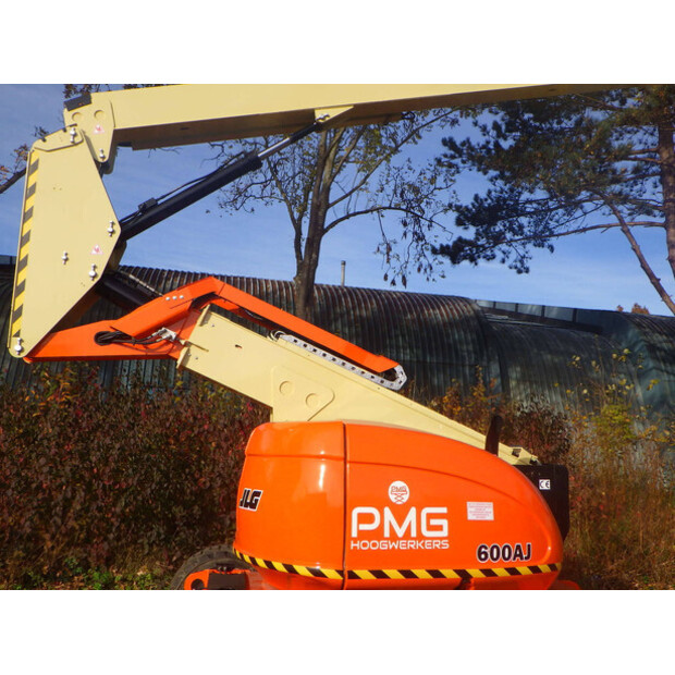 2016 جيه ال جي 600AJ-43752412