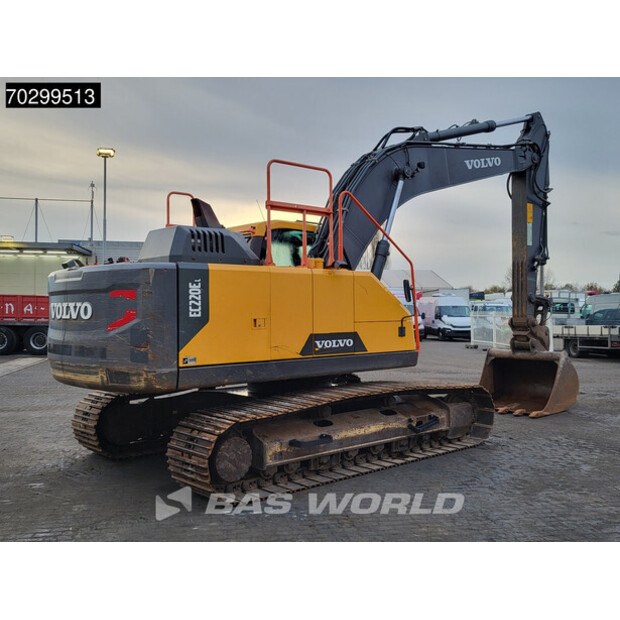 2018 فولفو EC220EL-43752550