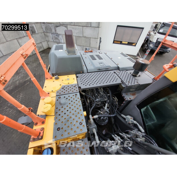 2018 فولفو EC220EL-43752561