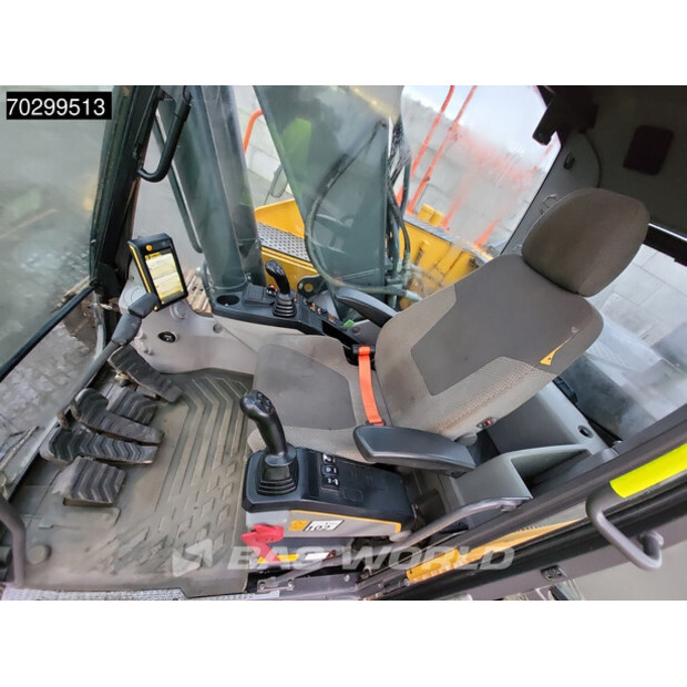 2018 فولفو EC220EL-43752575