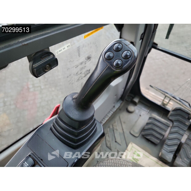 2018 فولفو EC220EL-43752576