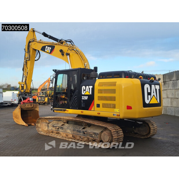 2018 كاتربيلر 326FL-43752631