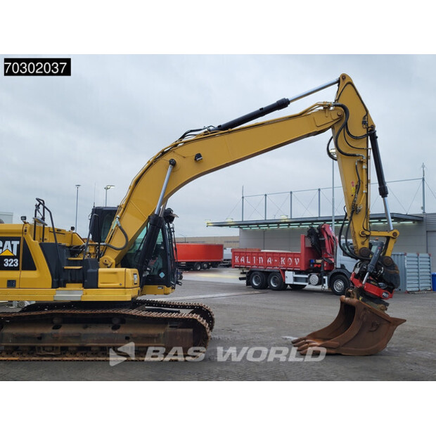 2018 كاتربيلر 323-43752698