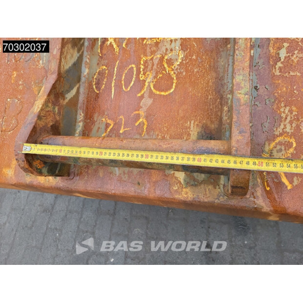 2018 كاتربيلر 323-43752716