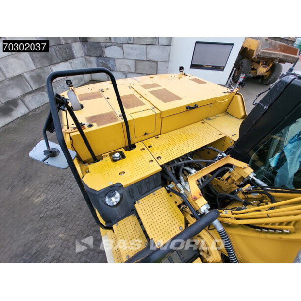 2018 كاتربيلر 323-43752719