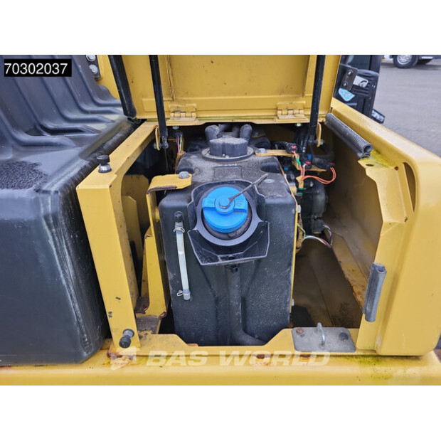 2018 كاتربيلر 323-43752723