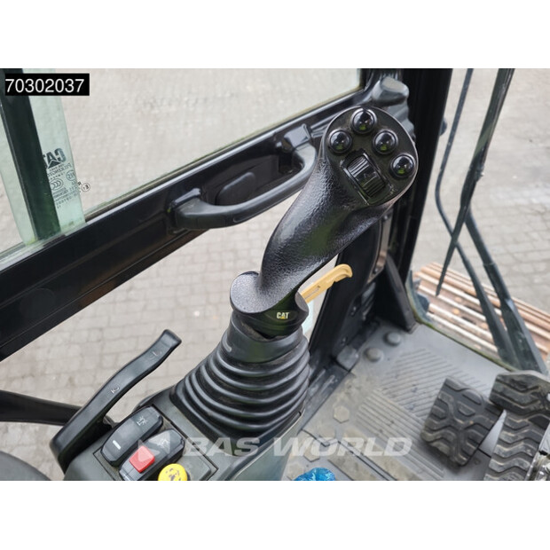 2018 كاتربيلر 323-43752734