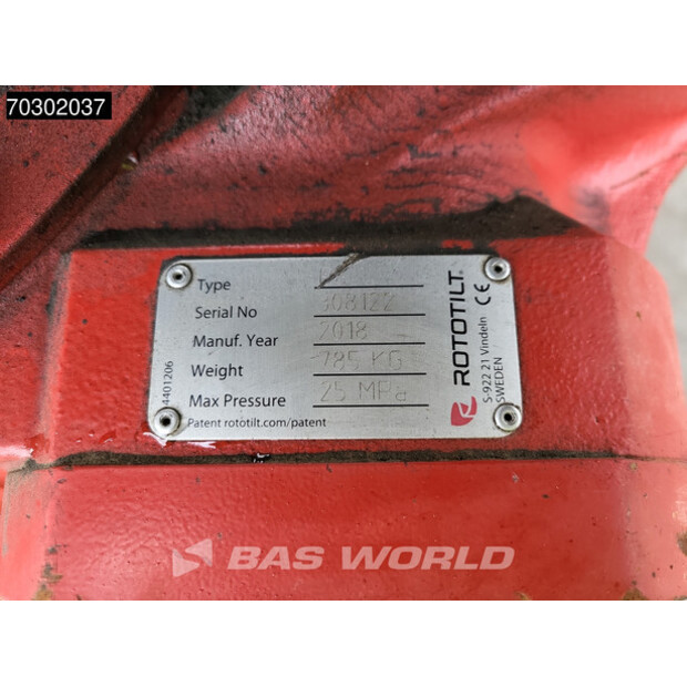 2018 كاتربيلر 323-43752743