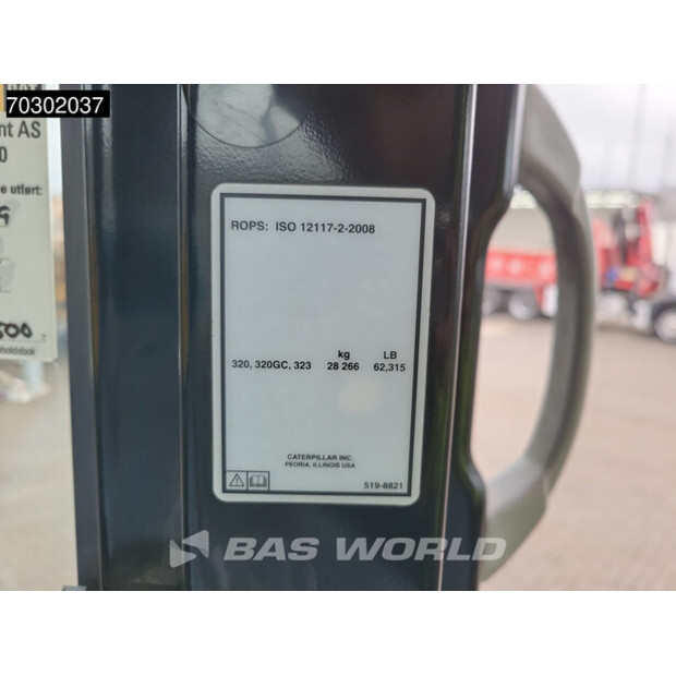 2018 كاتربيلر 323-43752746