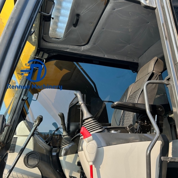 2024 كوماتسو PC220-8-43752976