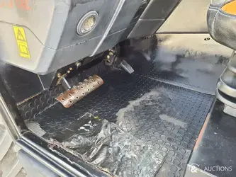 2016-caterpillar-th417c-gc-1380143-43753055