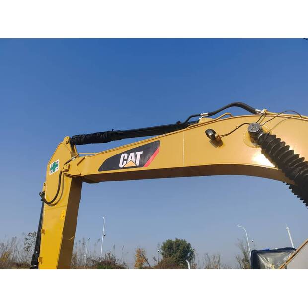 2024 Caterpillar 325D-43753220